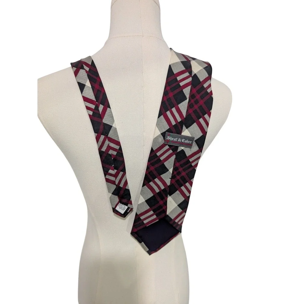 Sheaf & Caber Tartan Necktie‎ Made in USA  100% Silk